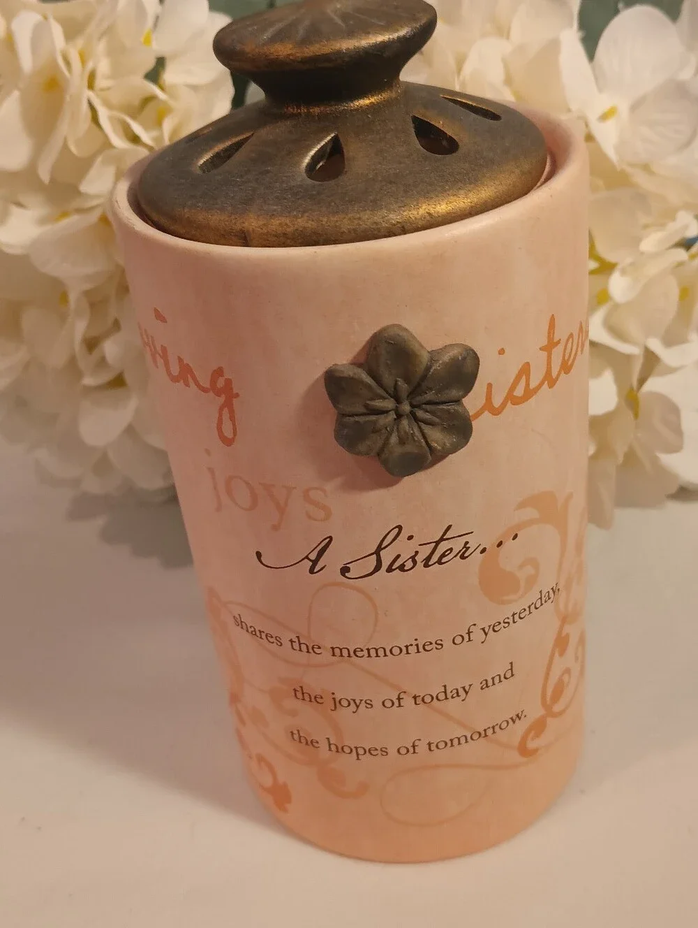 Ceramic Sisters Candle New Heart Warmers